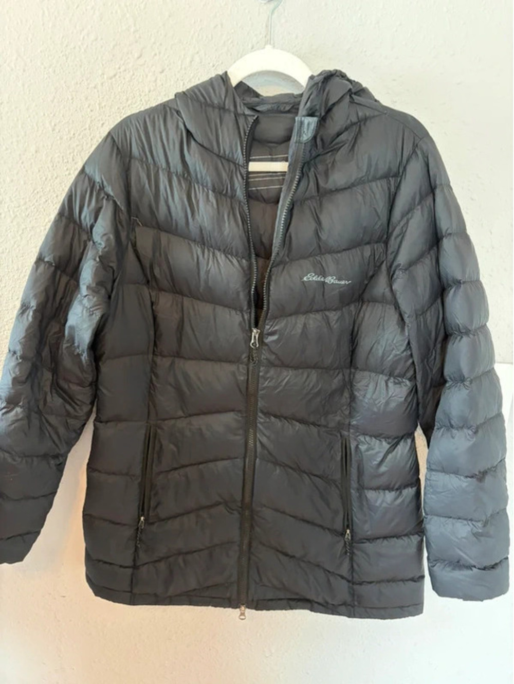 Eddie Bauer women's black lightweight puffer coat size L